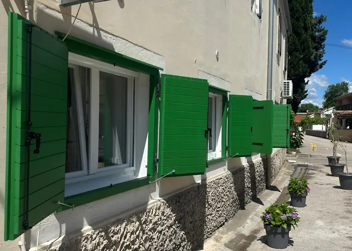 Tinel Studio Apartment